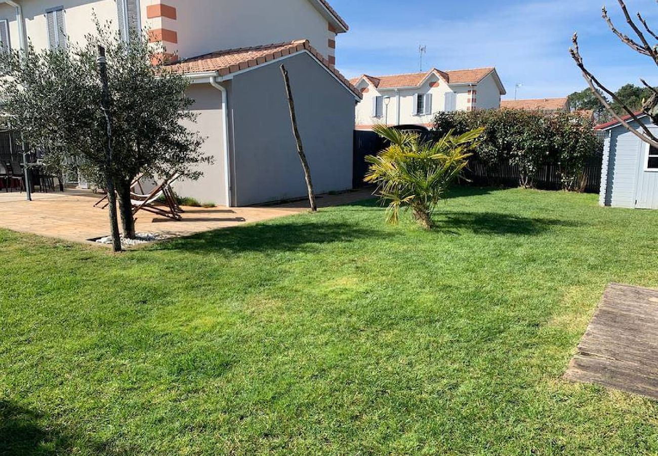 Maison mitoyenne à Arès - Villa Caro à Ares - Bassin D'Arcachon 