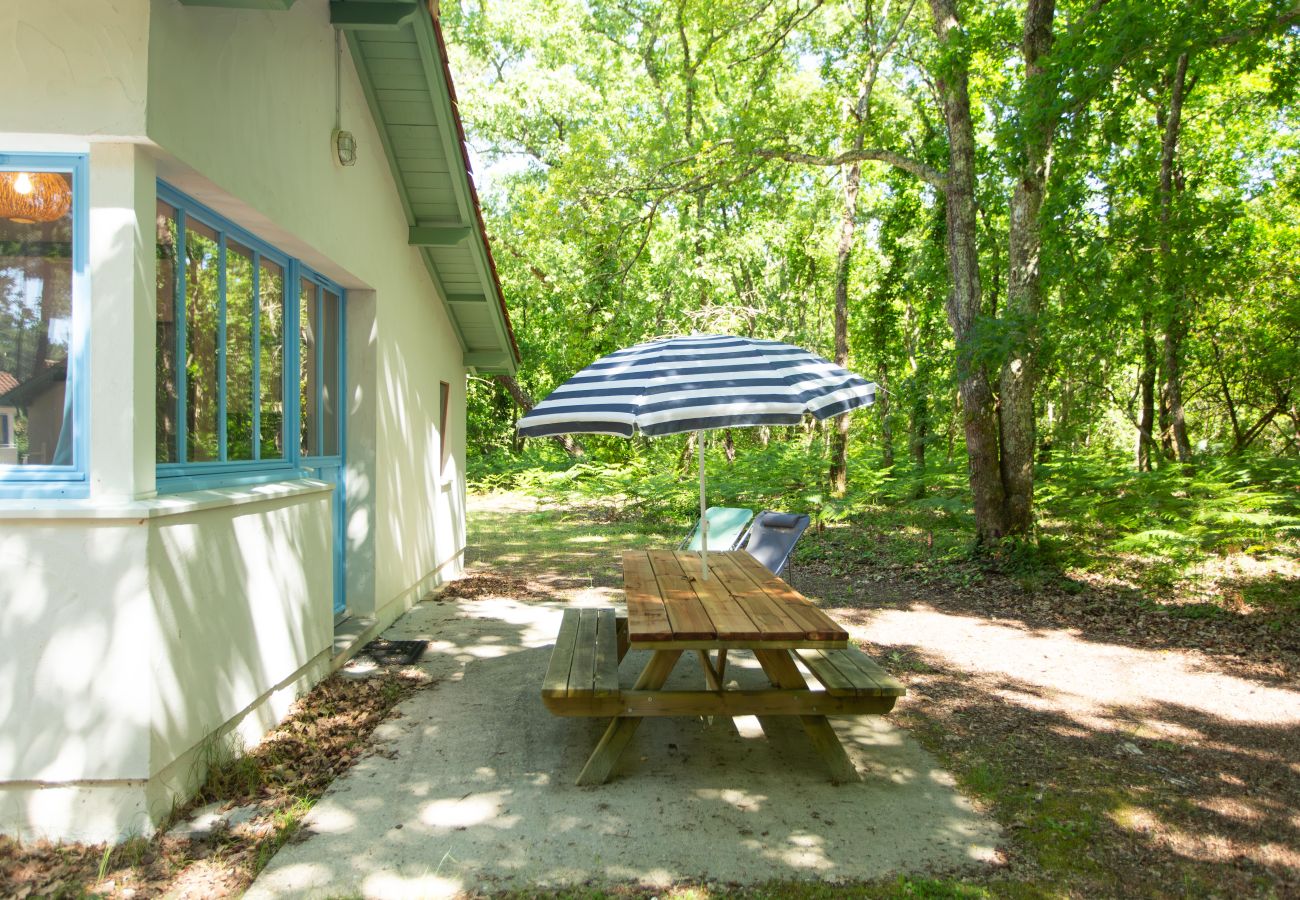 Bungalow à Arès - Maisonnette St Brice 44 pour 5 personnes