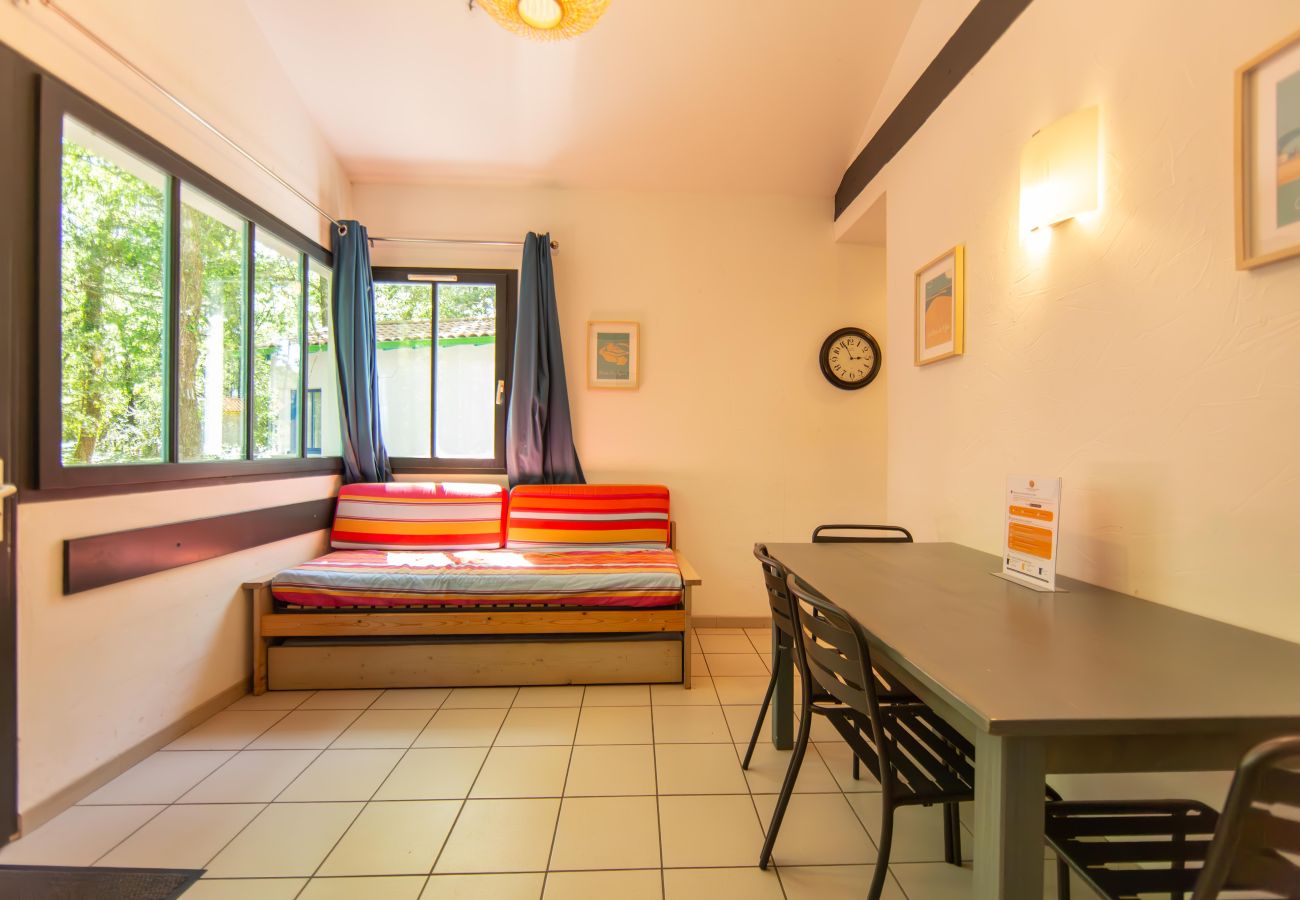 Bungalow à Arès - Maisonnette St Brice 44 pour 5 personnes
