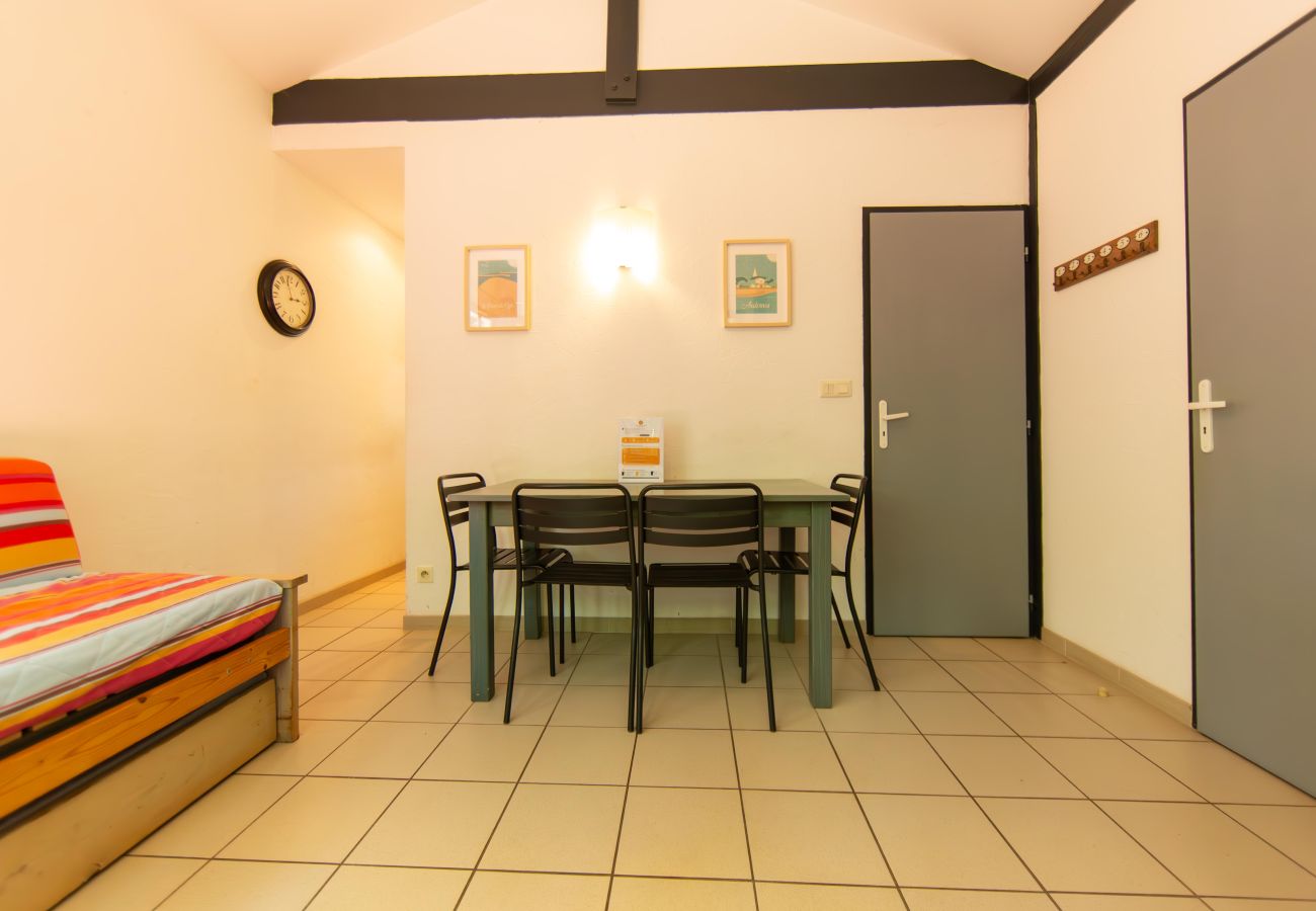 Bungalow à Arès - Maisonnette St Brice 44 pour 5 personnes