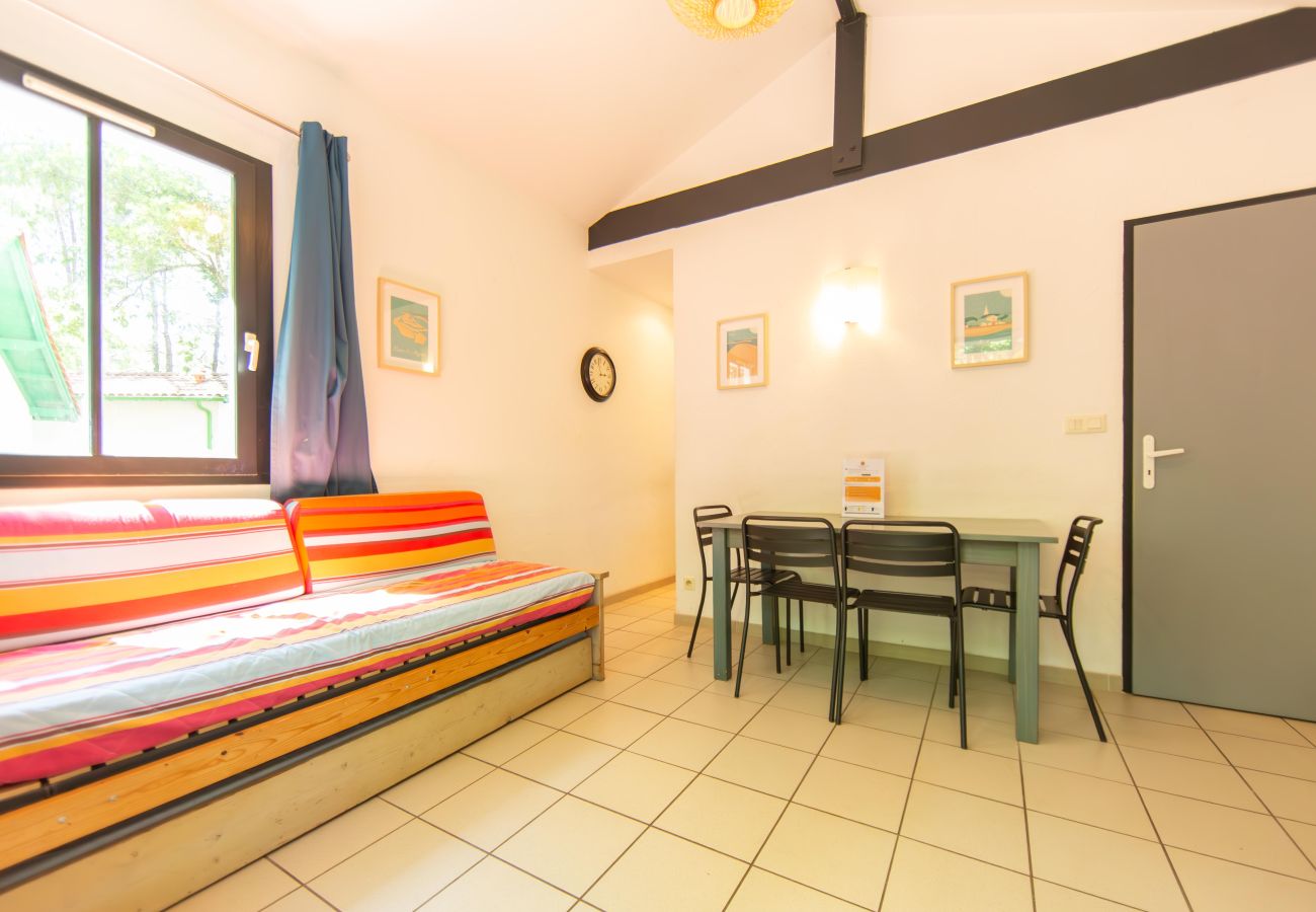 Bungalow à Arès - Maisonnette St Brice 44 pour 5 personnes