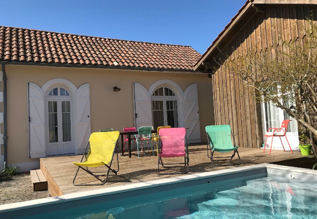 Maison à Andernos-les-Bains - Villa Caprice à Andernos avec piscine chauffée  