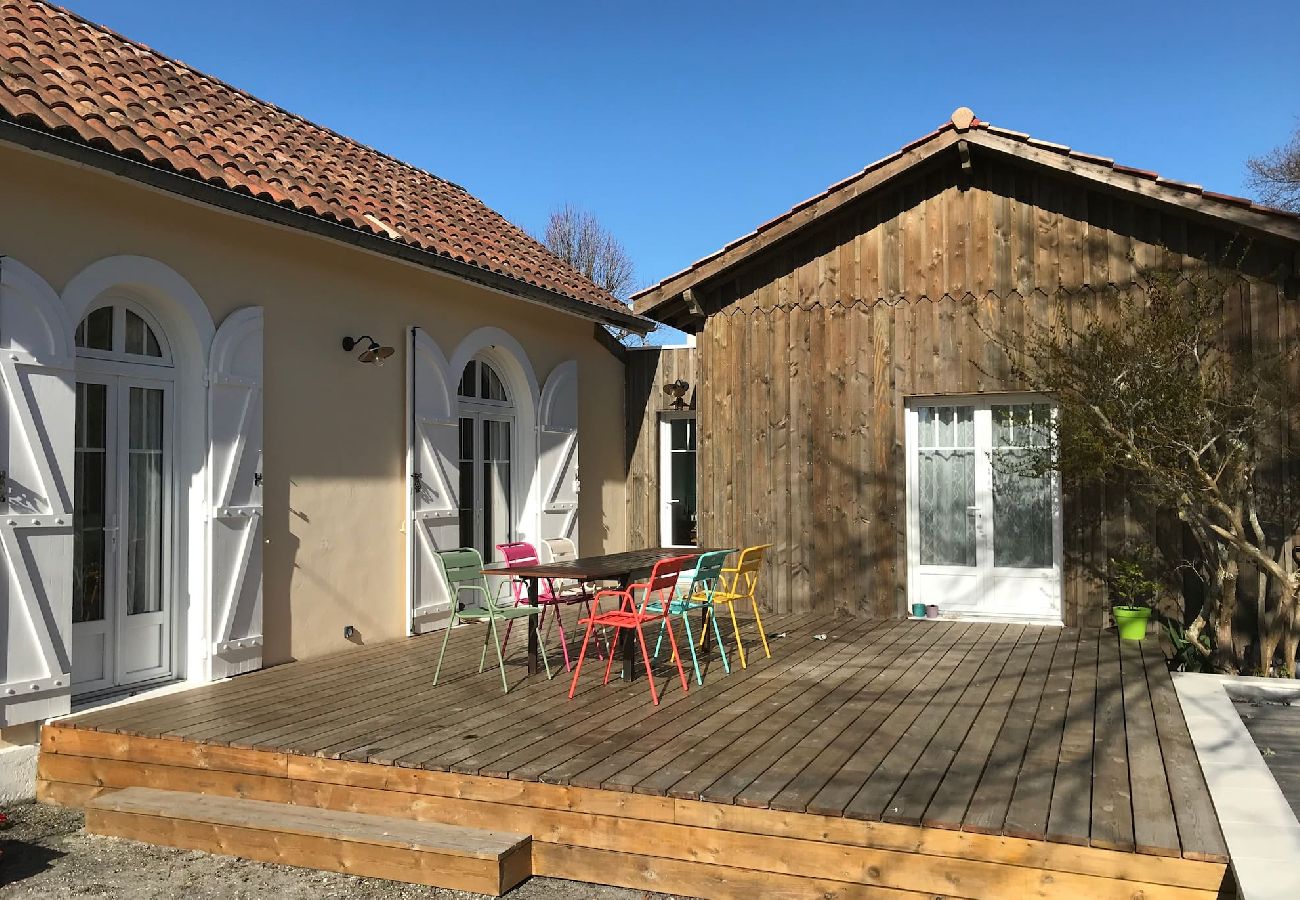 Maison à Andernos-les-Bains - Villa Caprice à Andernos avec piscine chauffée  