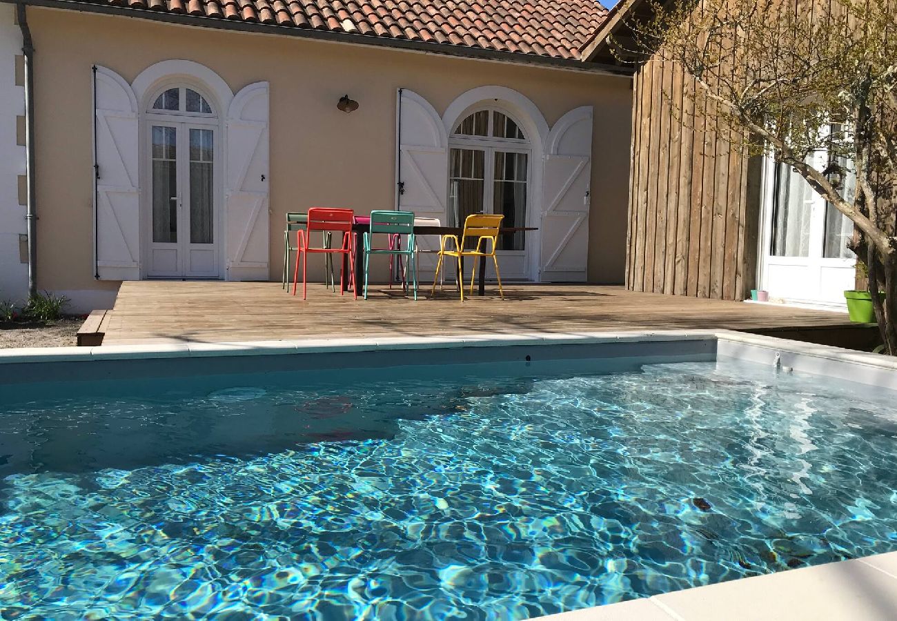 Maison à Andernos-les-Bains - Villa Caprice à Andernos avec piscine chauffée  