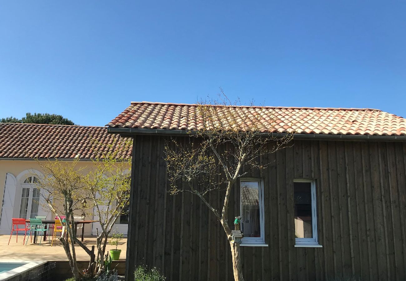 Maison à Andernos-les-Bains - Villa Caprice à Andernos avec piscine chauffée  