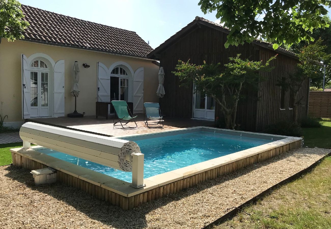 Maison à Andernos-les-Bains - Villa Caprice à Andernos avec piscine chauffée  