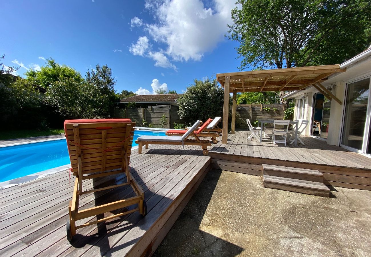 Maison à Andernos-les-Bains - Maison Des Lauriers à Andernos avec piscine chauffée