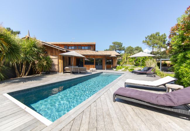 villa à Lège-Cap-Ferret - Villa Palombes au Cap Ferret villa de charme avec piscine chauffée