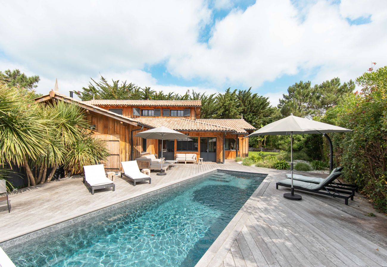 Villa à Lège-Cap-Ferret - Villa Palombes au Cap Ferret villa de charme avec piscine chauffée