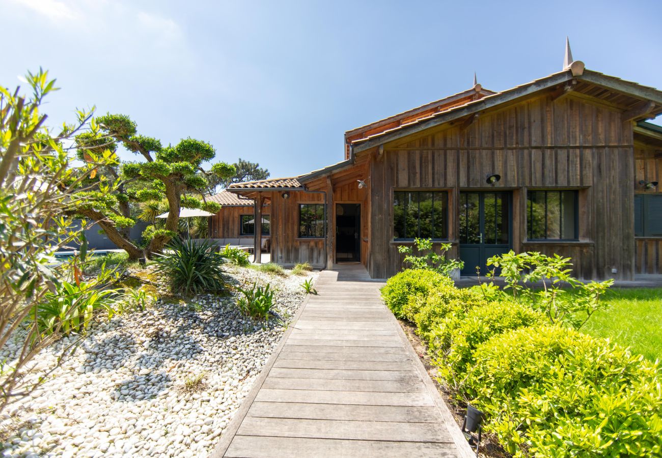 Villa à Lège-Cap-Ferret - Villa Palombes au Cap Ferret villa de charme avec piscine chauffée
