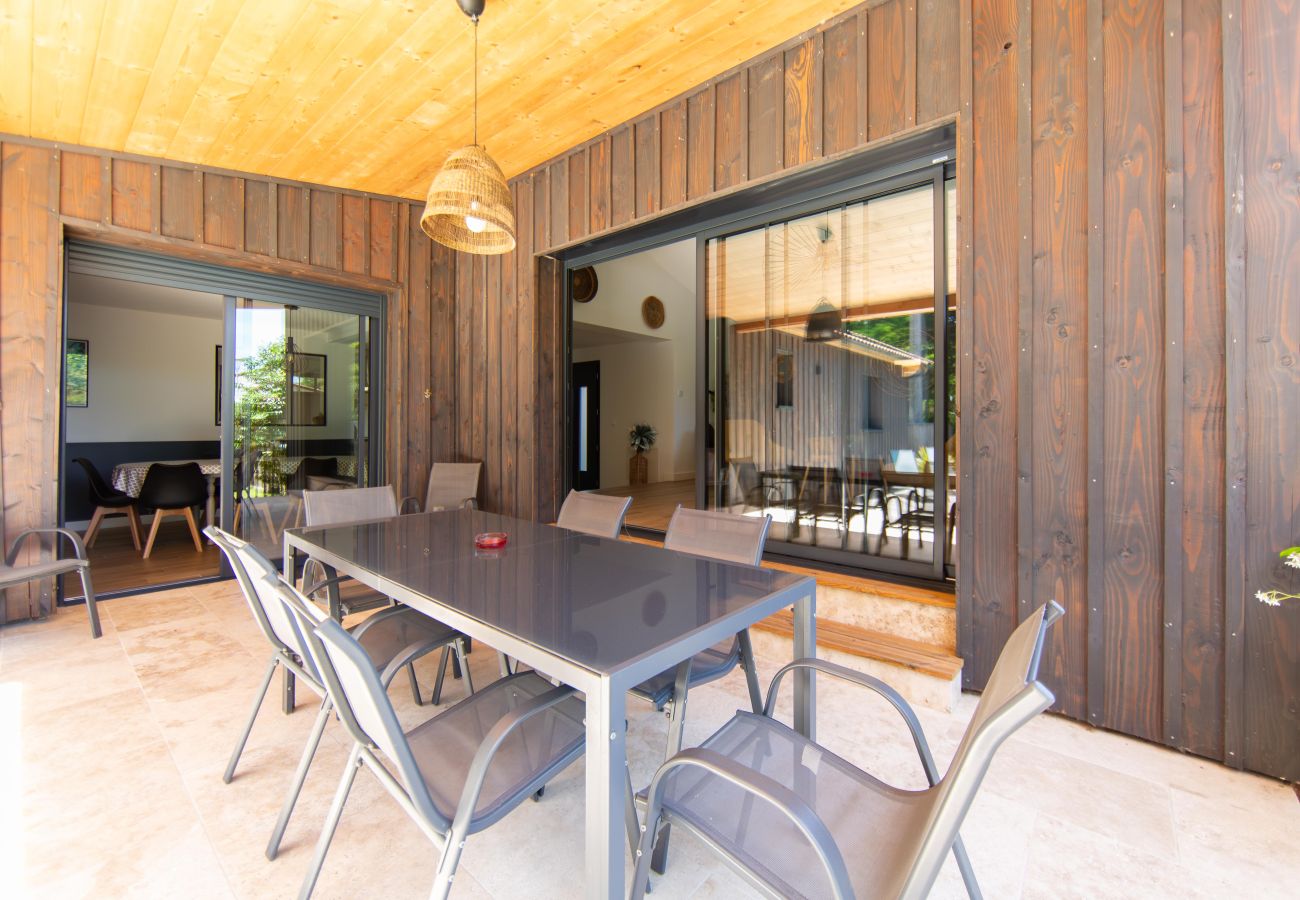 Villa à Arès - Villa Javal à Ares avec piscine chauffée (du 01/05 au 15/10) et à 2 pas du Bassin